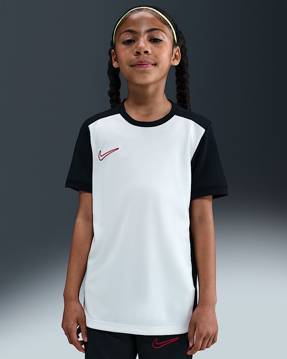 NIKE☆DRI-FIT ACADEMY TEE b644ef322fcb.jpg?width=3840&